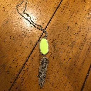 Kendra Scott necklace